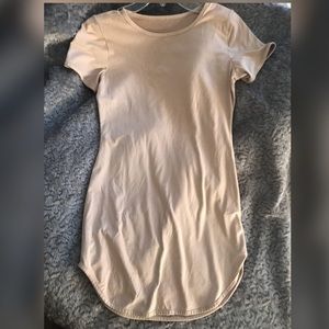 Beige body fitted dress 🌻.